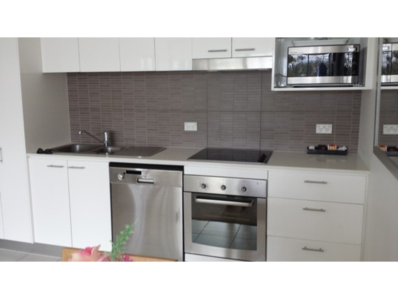 2203/33 T E Peters Drive, Broadbeach QLD 4218