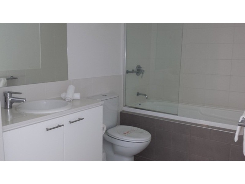 2203/33 T E Peters Drive, Broadbeach QLD 4218
