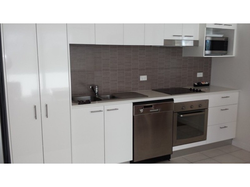 2203/33 T E Peters Drive, Broadbeach QLD 4218