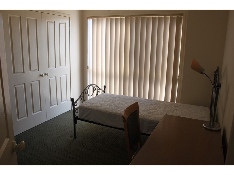 13 Maidstone  Place, Parkwood QLD 4214