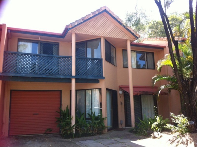 7/202 Central  Street, Labrador QLD 4215