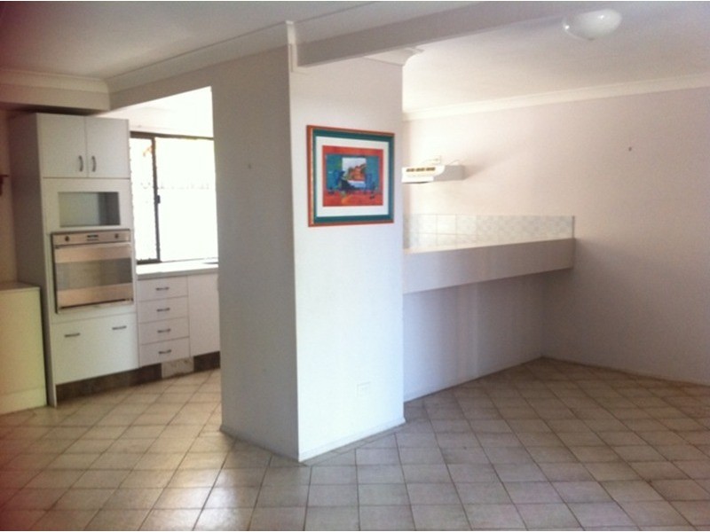 7/202 Central  Street, Labrador QLD 4215