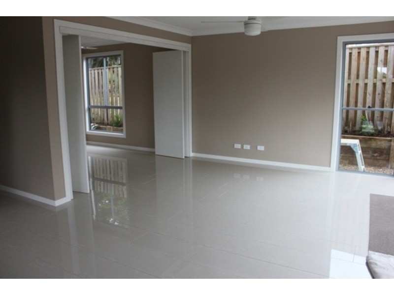 1/235 Benowa Road, Benowa QLD 4217