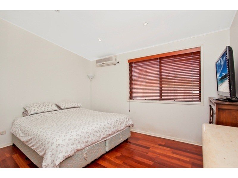 33 Boronia Drive, Southport QLD 4215