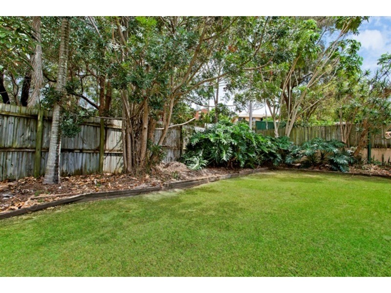 33 Boronia Drive, Southport QLD 4215