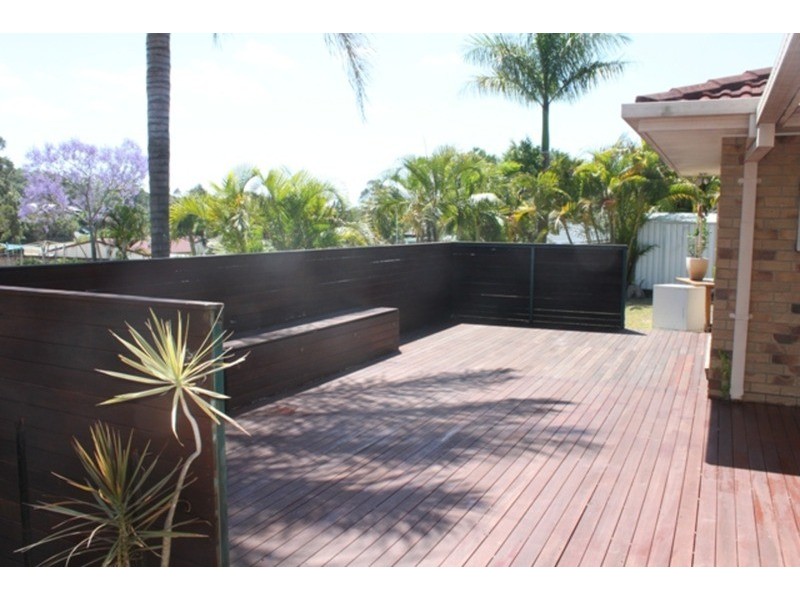 693 Ashmore  Road, Molendinar QLD 4214