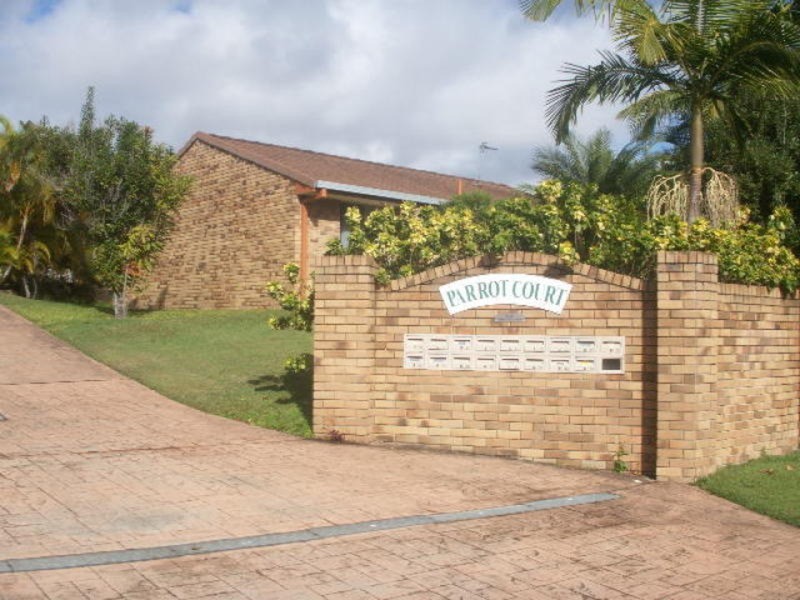 2/20 Golden Palms Court, Ashmore QLD 4214