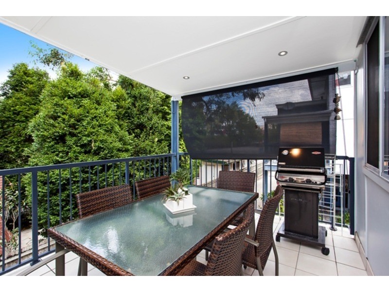 6/29 Proud Street, Labrador QLD 4215