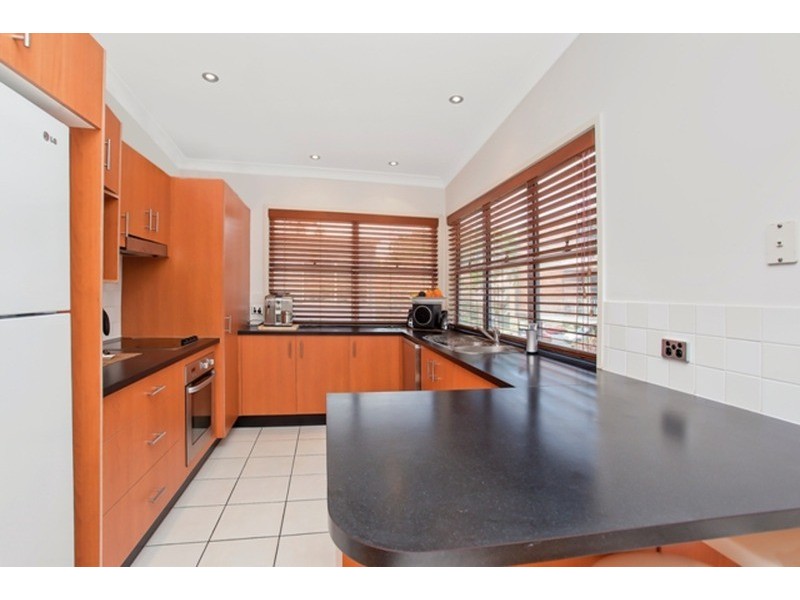 6/29 Proud Street, Labrador QLD 4215