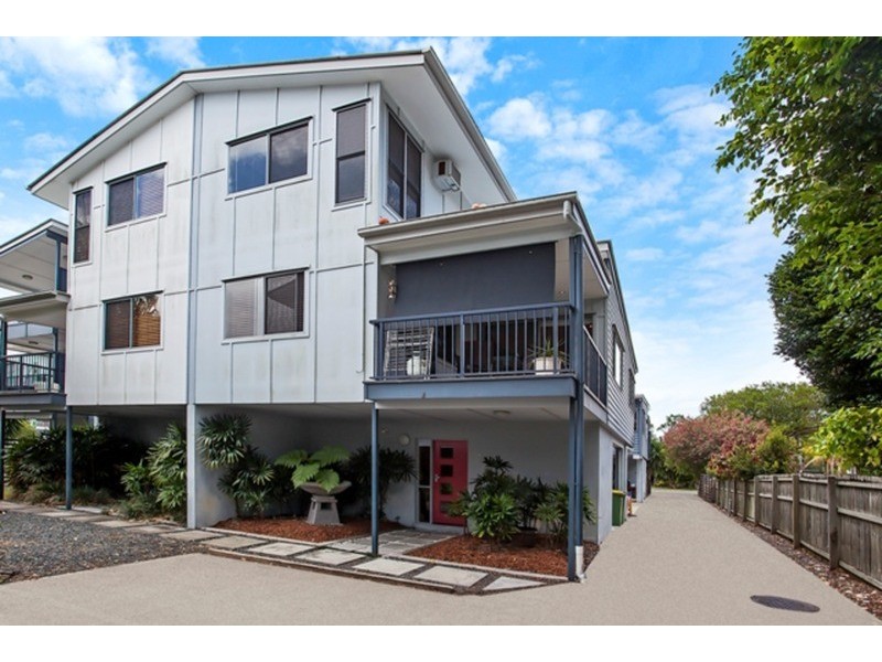 6/29 Proud Street, Labrador QLD 4215