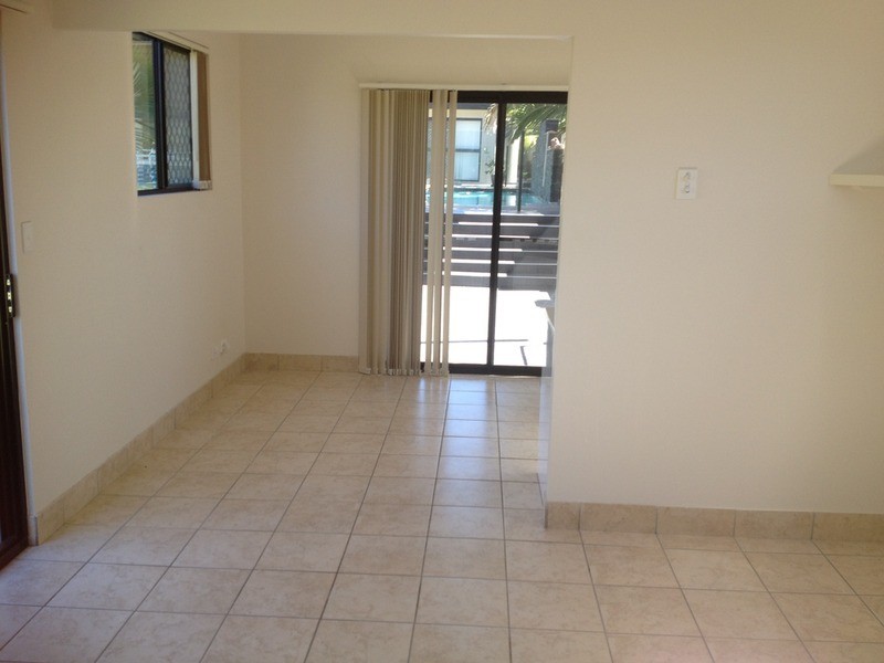 23B Schneider Avenue, Labrador QLD 4215