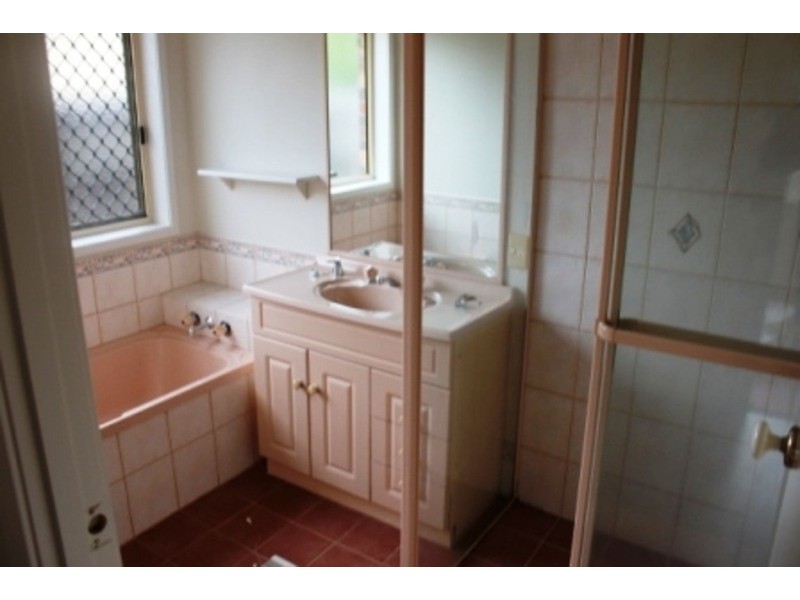 35 Cathedral Avenue, Molendinar QLD 4214