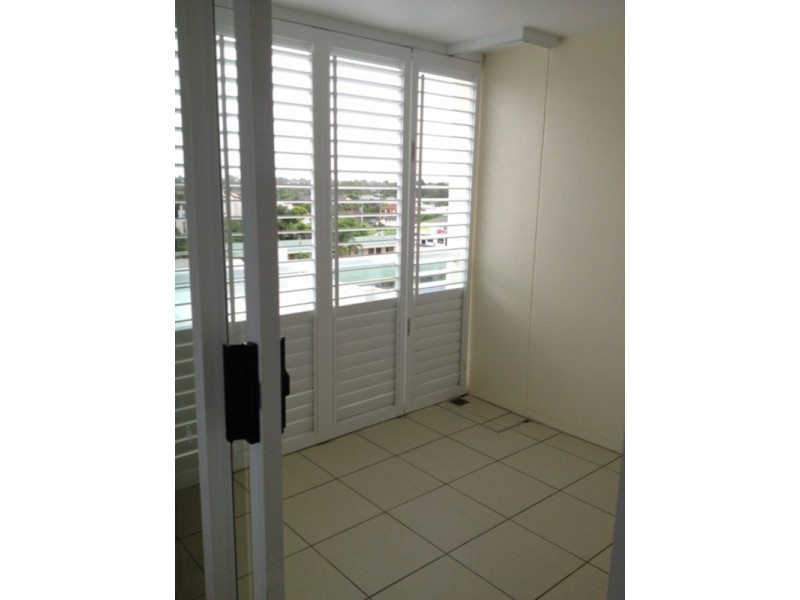 501/212 Marine  Parade, Labrador QLD 4215