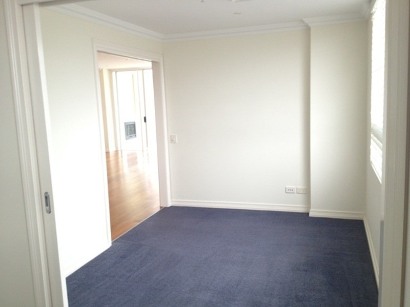 501/212 Marine  Parade, Labrador QLD 4215