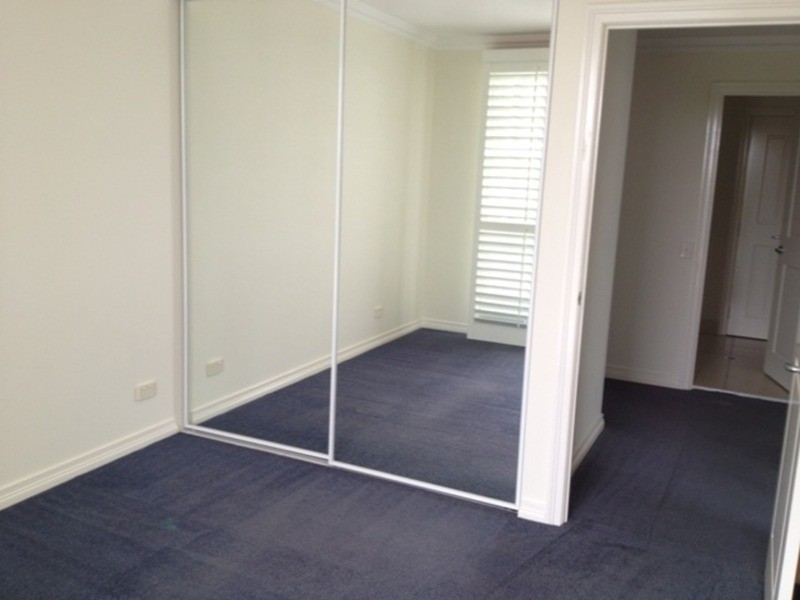 501/212 Marine  Parade, Labrador QLD 4215