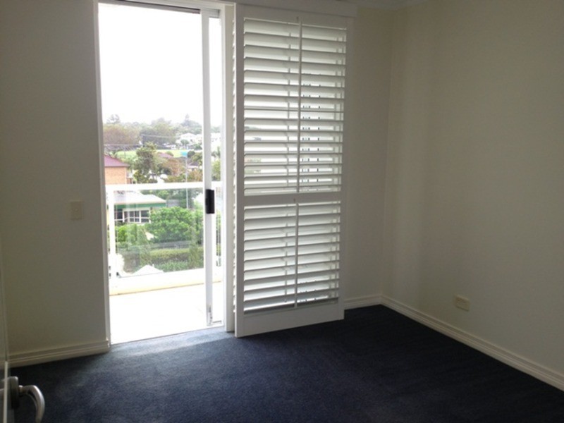 501/212 Marine  Parade, Labrador QLD 4215