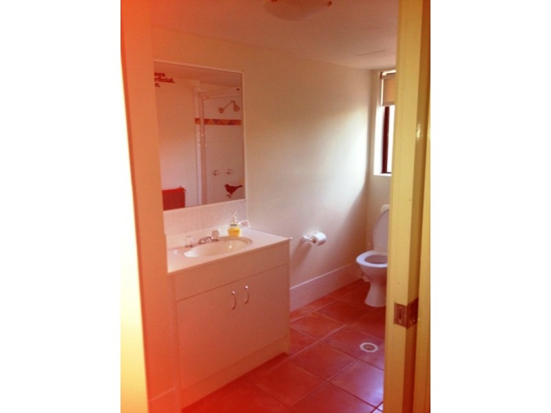 7/217 Scarborough Street, Southport QLD 4215