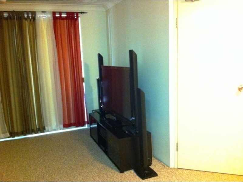 7/217 Scarborough Street, Southport QLD 4215