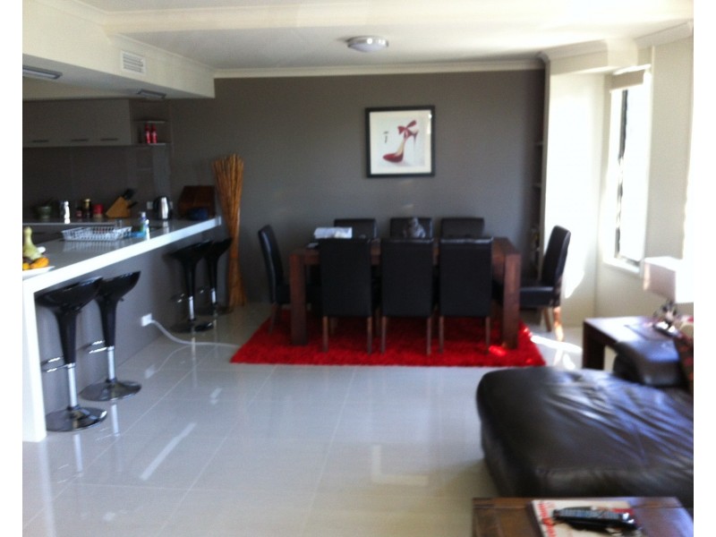 6/20 Lawson Street, Southport QLD 4215