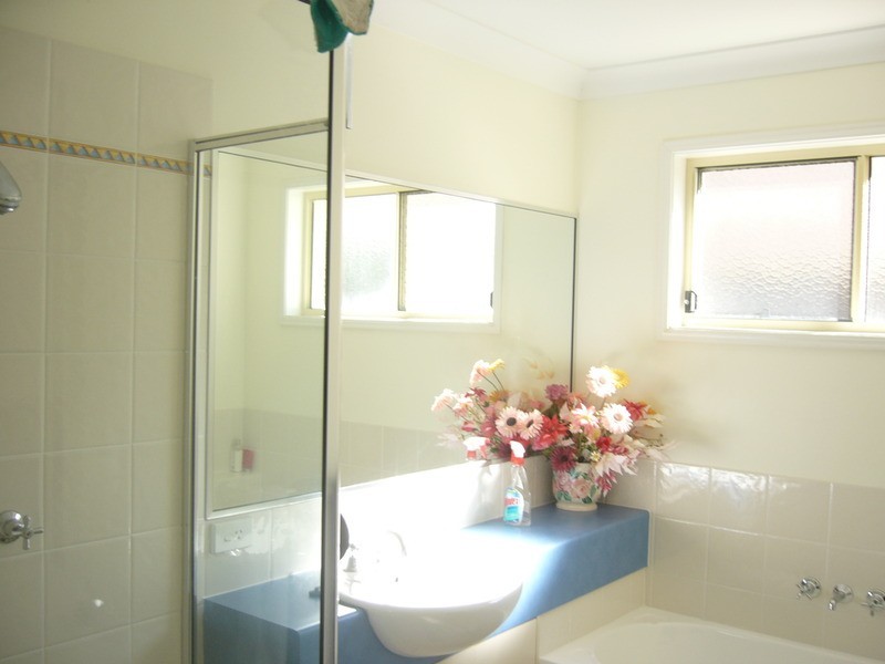 3 Rosegum Drive, Molendinar QLD 4214