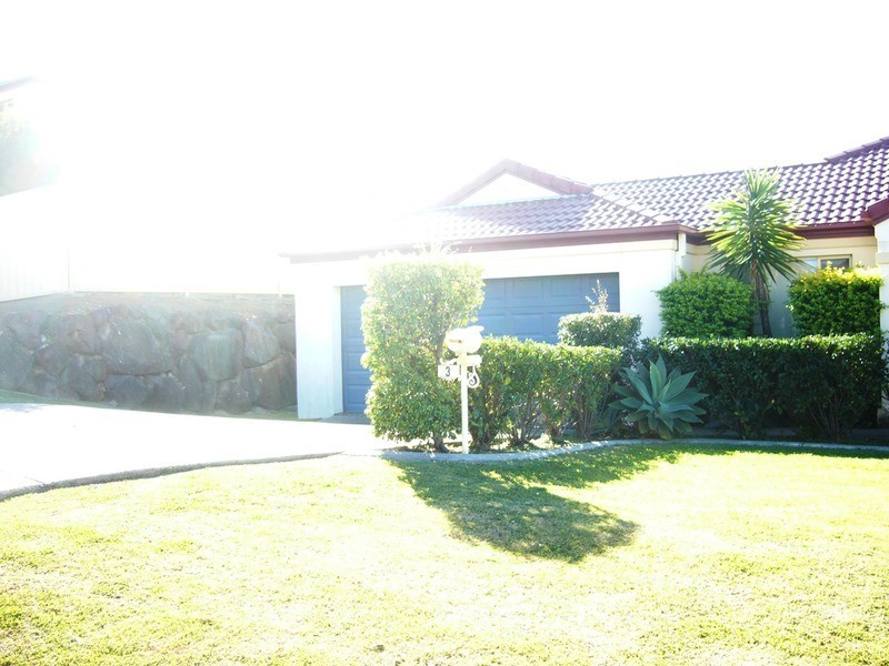 3 Rosegum Drive, Molendinar QLD 4214