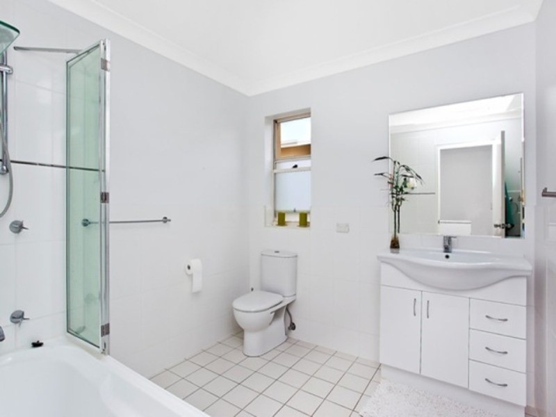 28/64-66 Queen Street, Southport QLD 4215