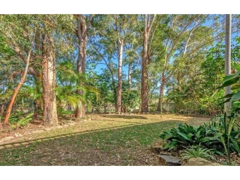 20 Golden  Crescent, Southport QLD 4215