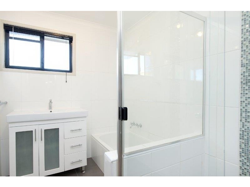 9 Verdelho Way, Molendinar QLD 4214