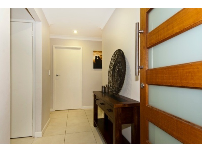 9 Yangoora  Crescent, Ashmore QLD 4214