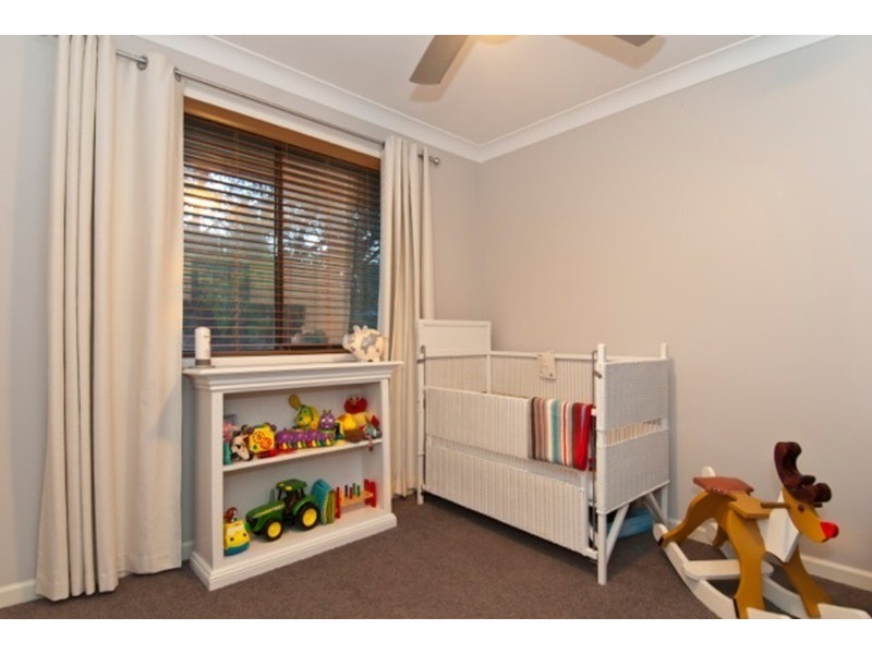 9 Yangoora  Crescent, Ashmore QLD 4214