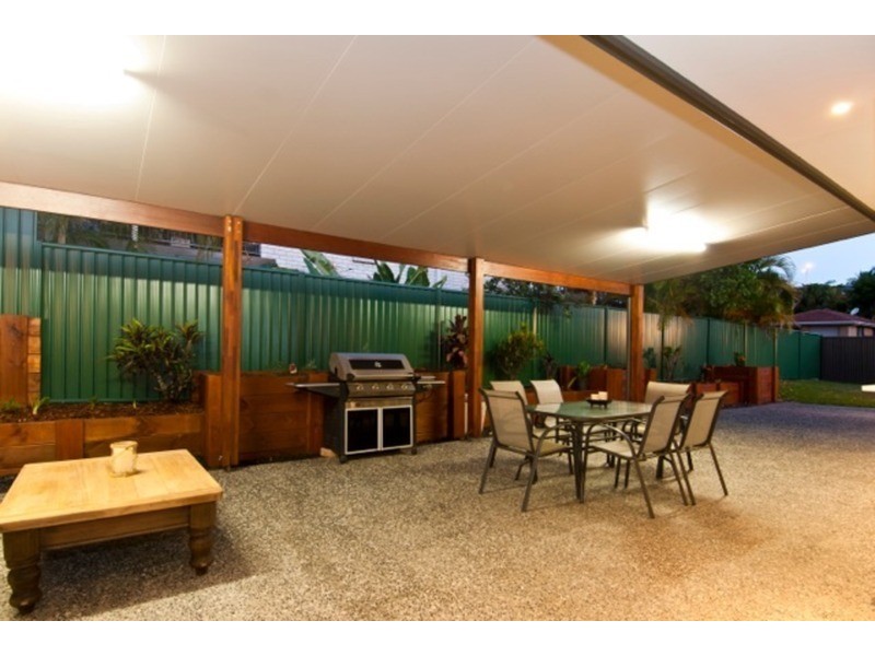 9 Yangoora  Crescent, Ashmore QLD 4214