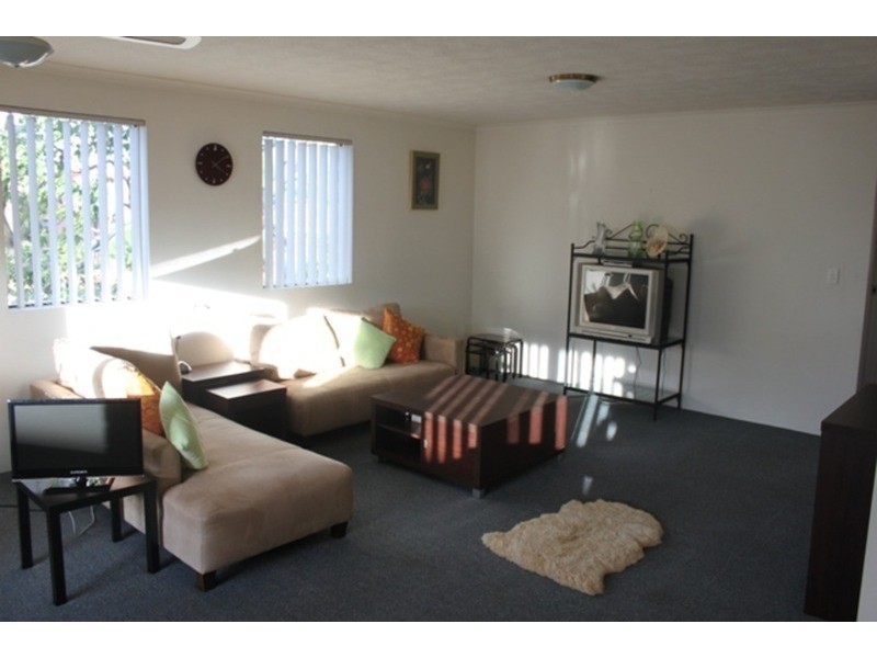 7/210 Scarborough Street, Southport QLD 4215