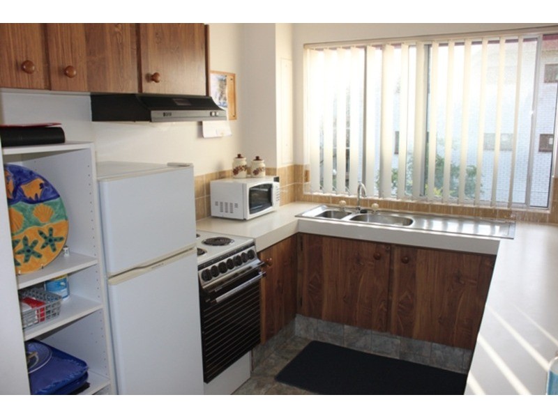 7/210 Scarborough Street, Southport QLD 4215