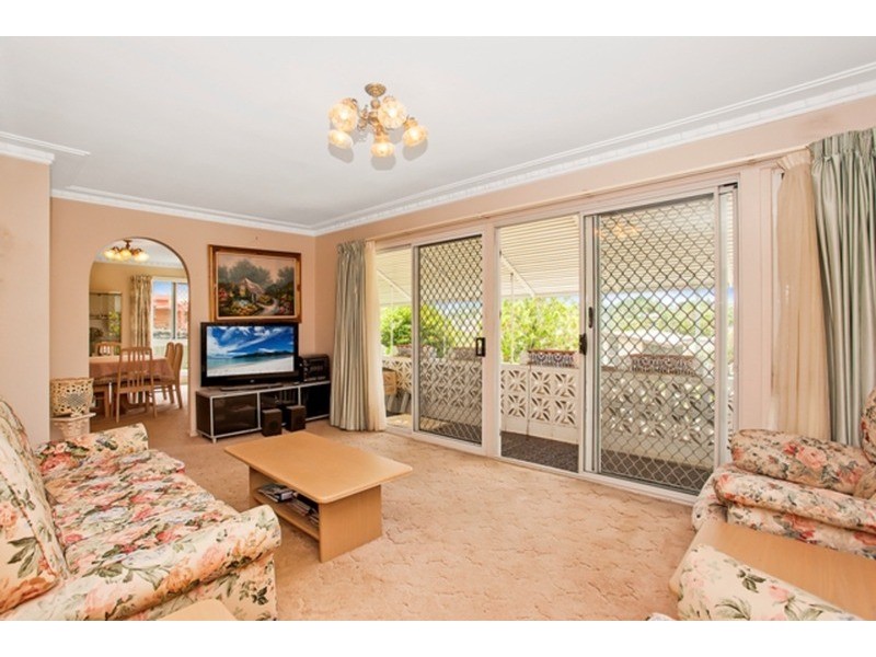 26 Geoffrey Avenue, Southport QLD 4215