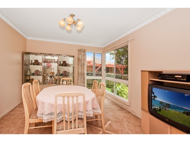 26 Geoffrey Avenue, Southport QLD 4215