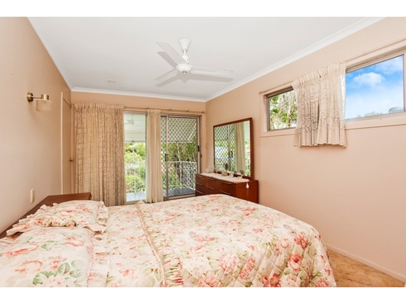 26 Geoffrey Avenue, Southport QLD 4215