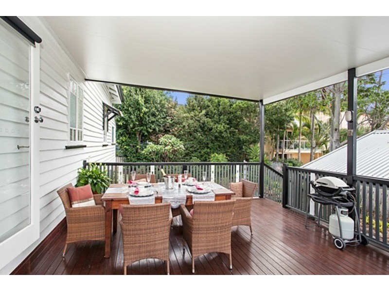 1 Lloyd Street, Southport QLD 4215