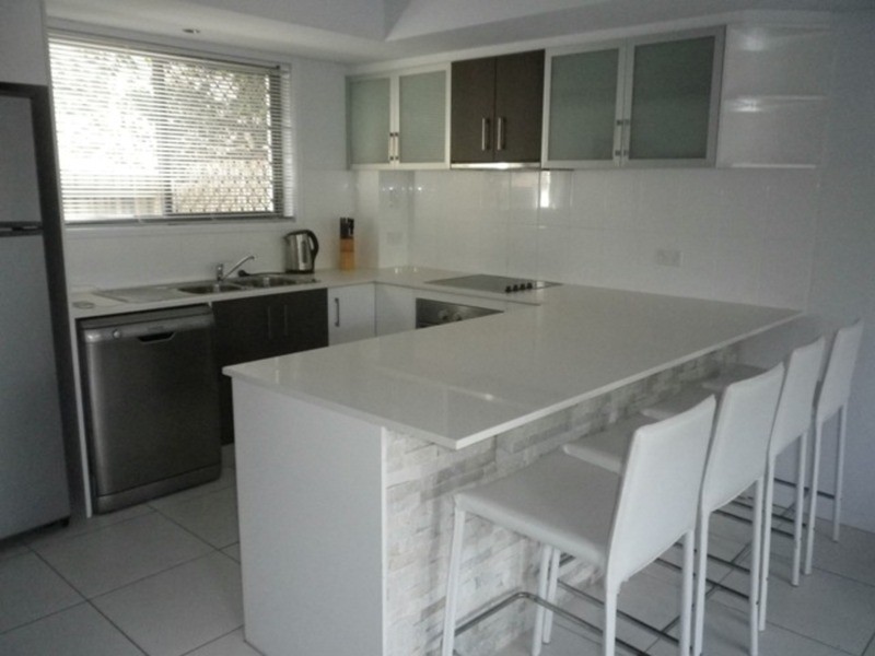 3/140 Frank Street, Labrador QLD 4215