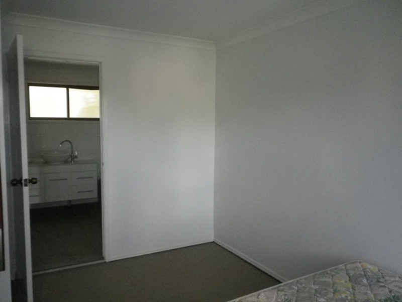 3/140 Frank Street, Labrador QLD 4215