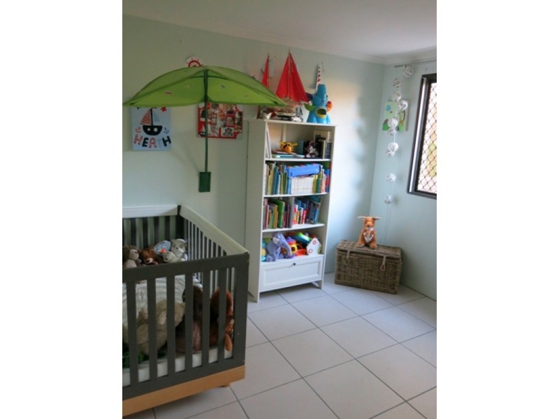 1/16 Rosewood  Avenue, Broadbeach QLD 4218