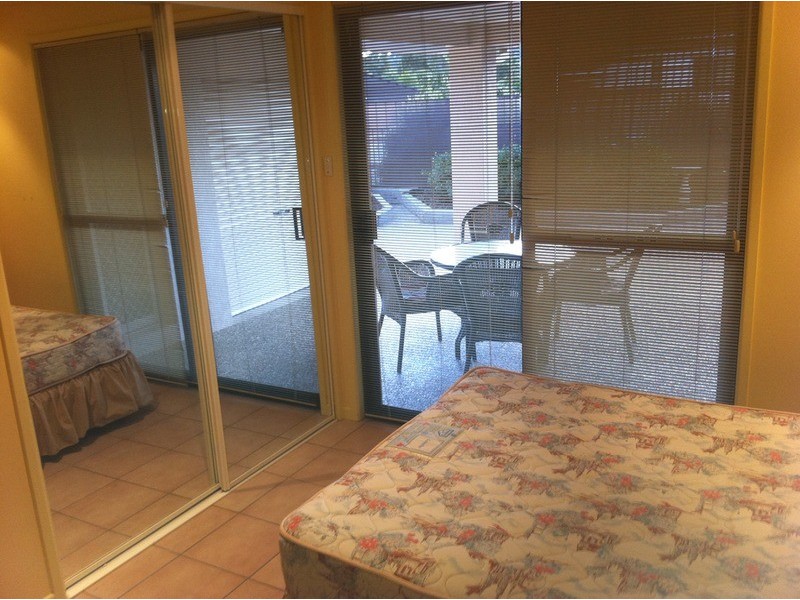 Parkwood QLD 4214