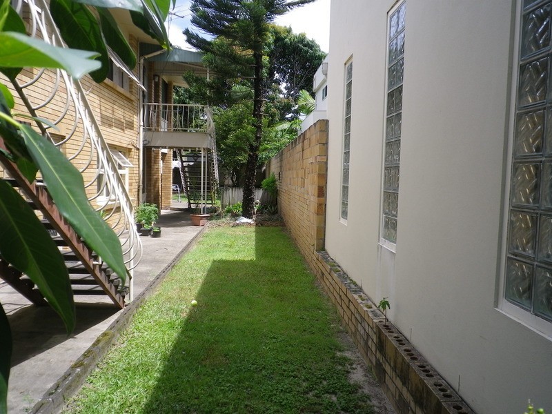 2/26 Birt Street, Surfers Paradise QLD 4217