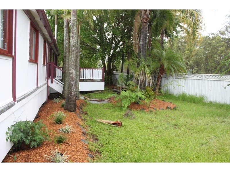 39 Warana Avenue, Southport QLD 4215