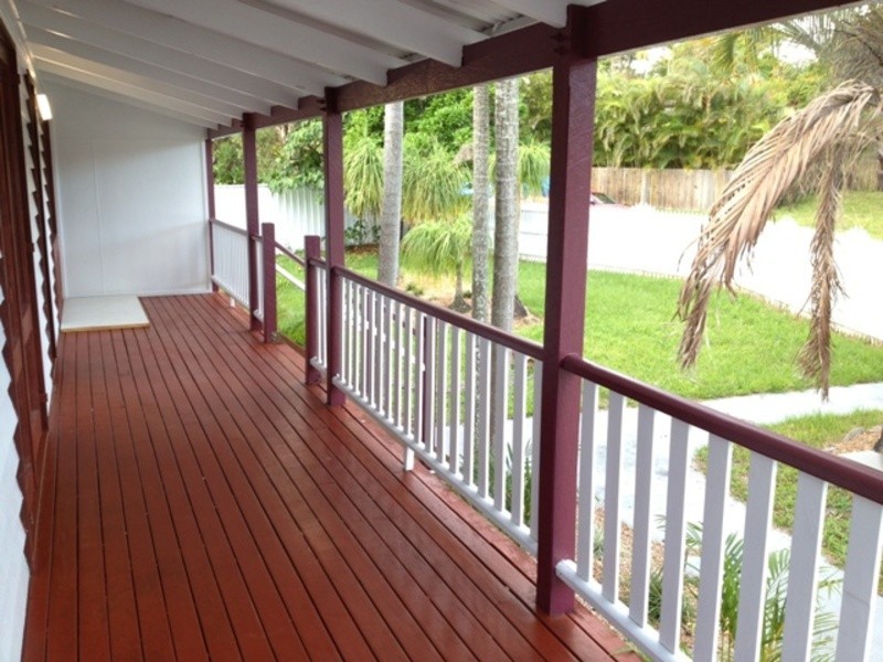 39 Warana Avenue, Southport QLD 4215