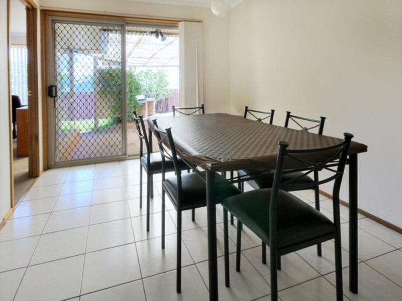 5 Cook Close, Southport QLD 4215