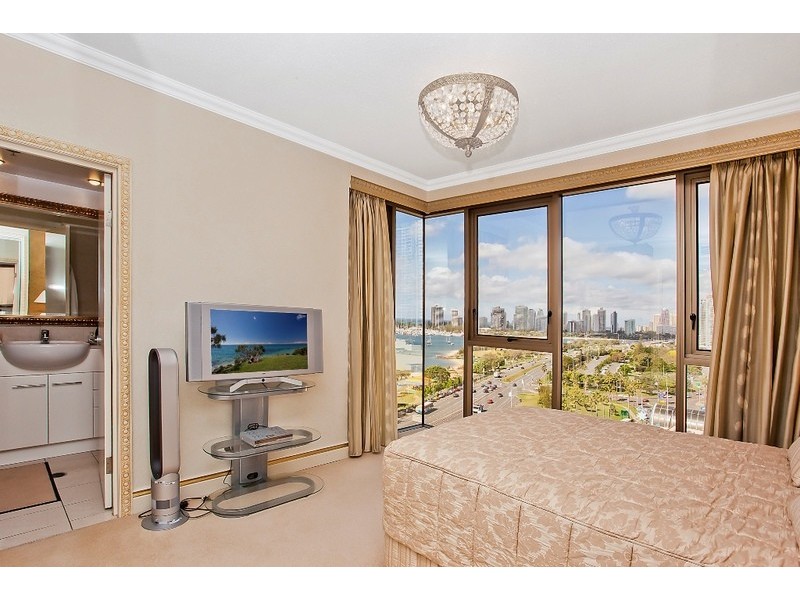 1201/50 Pivotal Point, Marine Parade, Southport QLD 4215