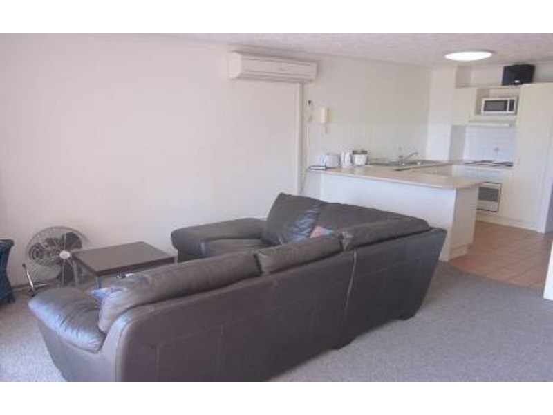 31/45 Pohlman  Street, Southport QLD 4215