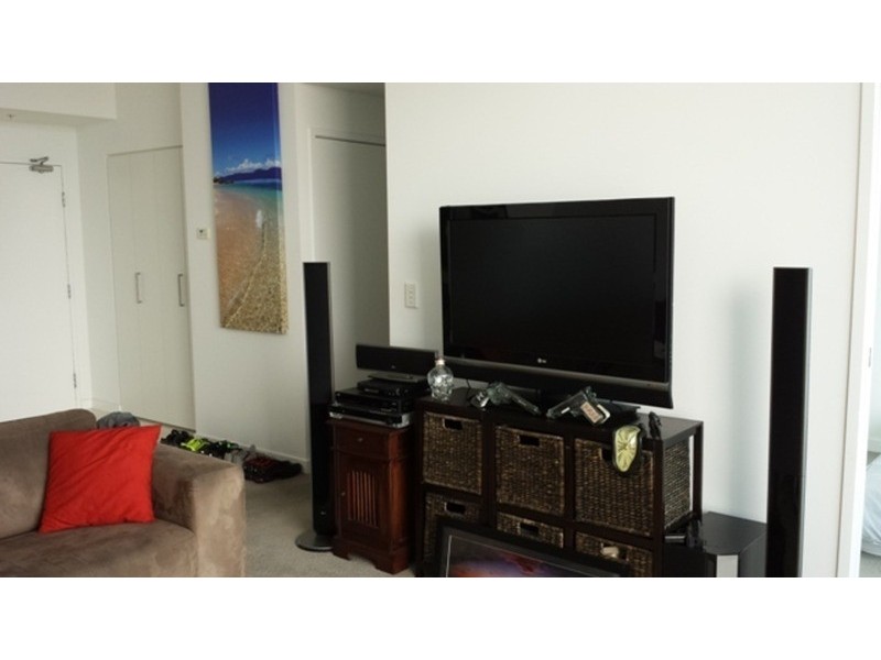 33804/9 Lawson Street, Southport QLD 4215