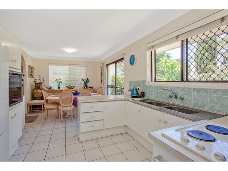 16 York Street, Southport QLD 4215