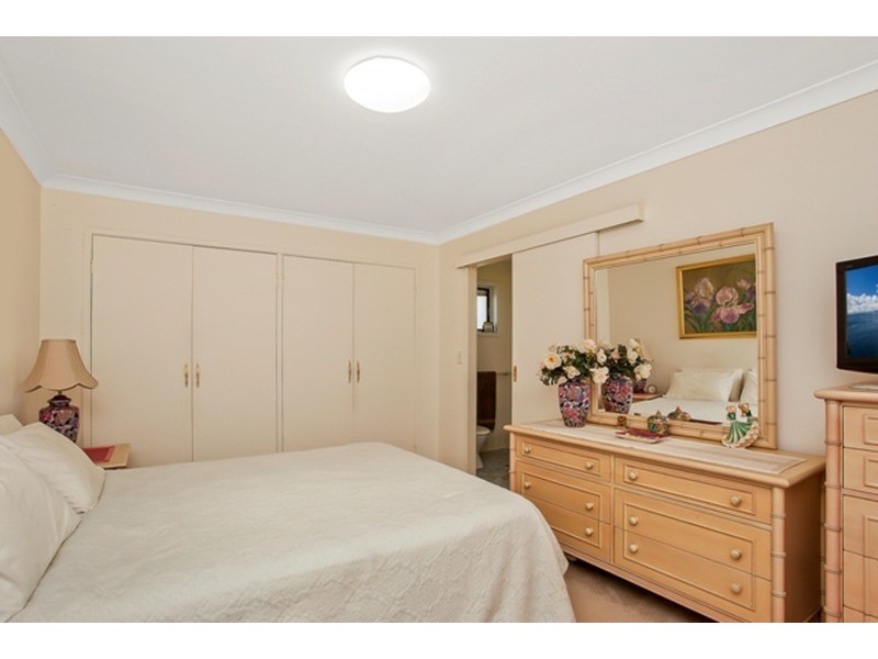 16 York Street, Southport QLD 4215